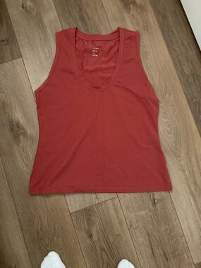 a new day Scoop Neck Tank Top in Brick Red